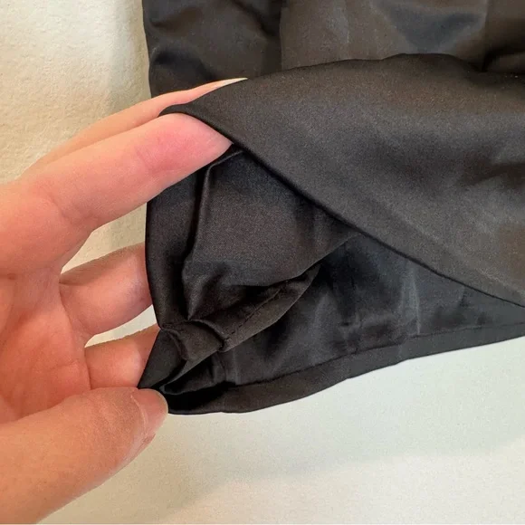 Meshki Corset Top SET - Black Satin Two-Piece Set - Picture 11 of 12